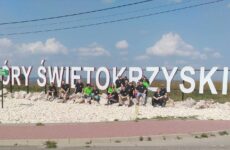 Więcej o: Góry Świętokrzyskie – Łysica