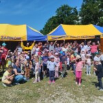 Piknik Integracyjny z Przedszkolakami z ,, Radosnej Dolinki" w Żarnowie z okazji Dnia Dziecka Piknik Integracyjny z Przedszkolakami z ,, Radosnej Dolinki" w Żarnowie z okazji Dnia Dziecka